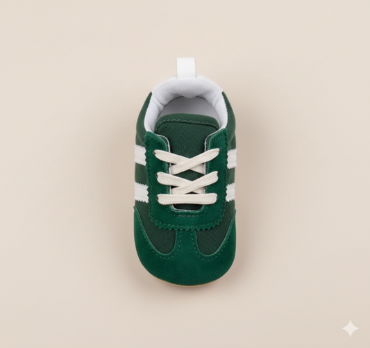 Senda Paso Libre: zapatos barefoot para niños de 0 a 2 años. Suela flexible, puntera ancha y cuero PU transpirable. Libertad en cada paso.