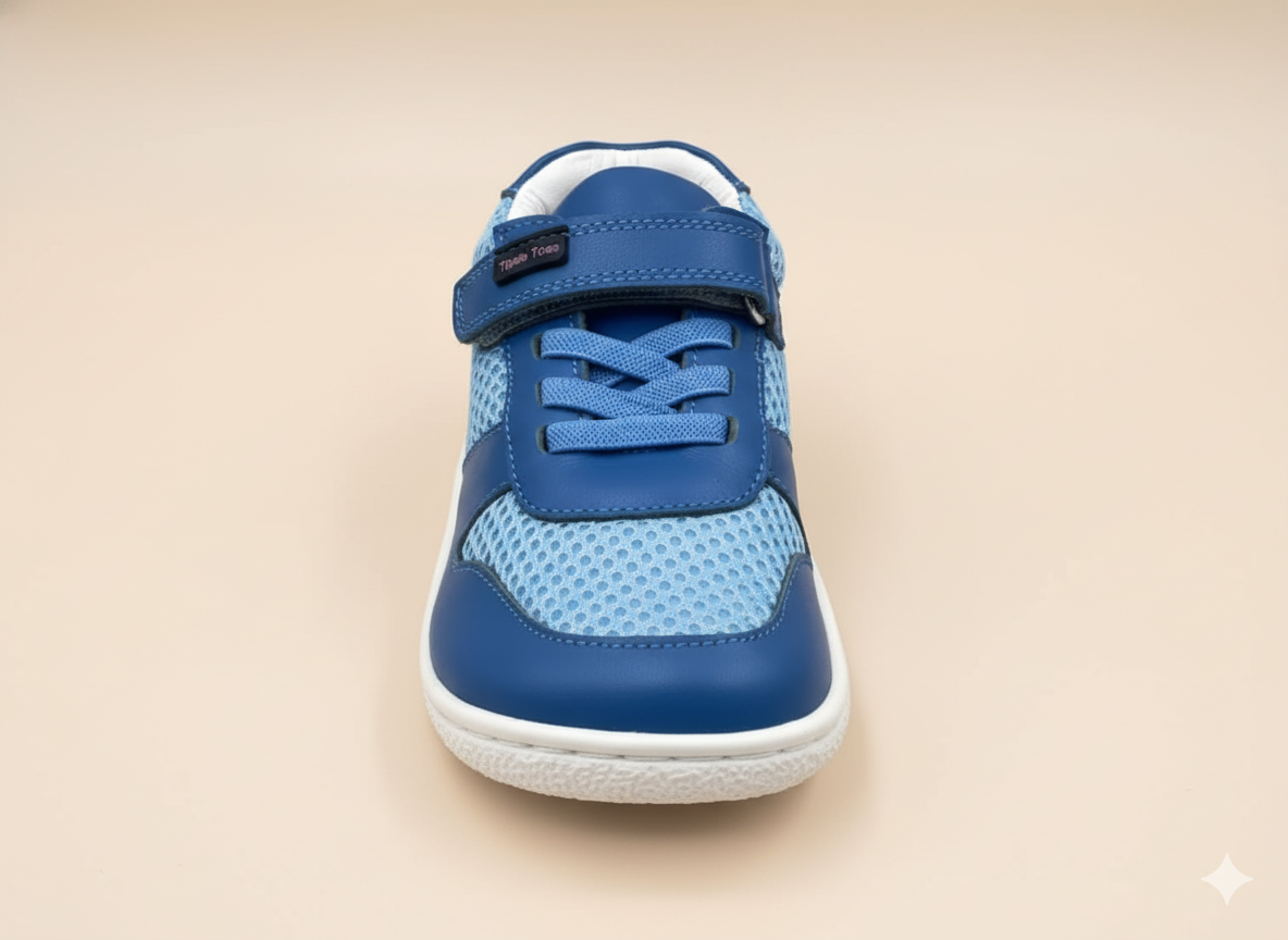 Senda PlayStep: zapatos barefoot infantiles de algodón y cuero. Ligeros, flexibles y con correa elástica para libertad y confort diario.