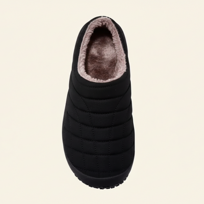 Senda WarmStep: zapatillas barefoot unisex para casa. Calidez, suavidad y libertad con suela flexible de EVA y felpa corta transpirable.