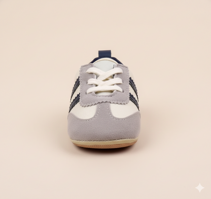 Senda Paso Libre: zapatos barefoot para niños de 0 a 2 años. Suela flexible, puntera ancha y cuero PU transpirable. Libertad en cada paso.